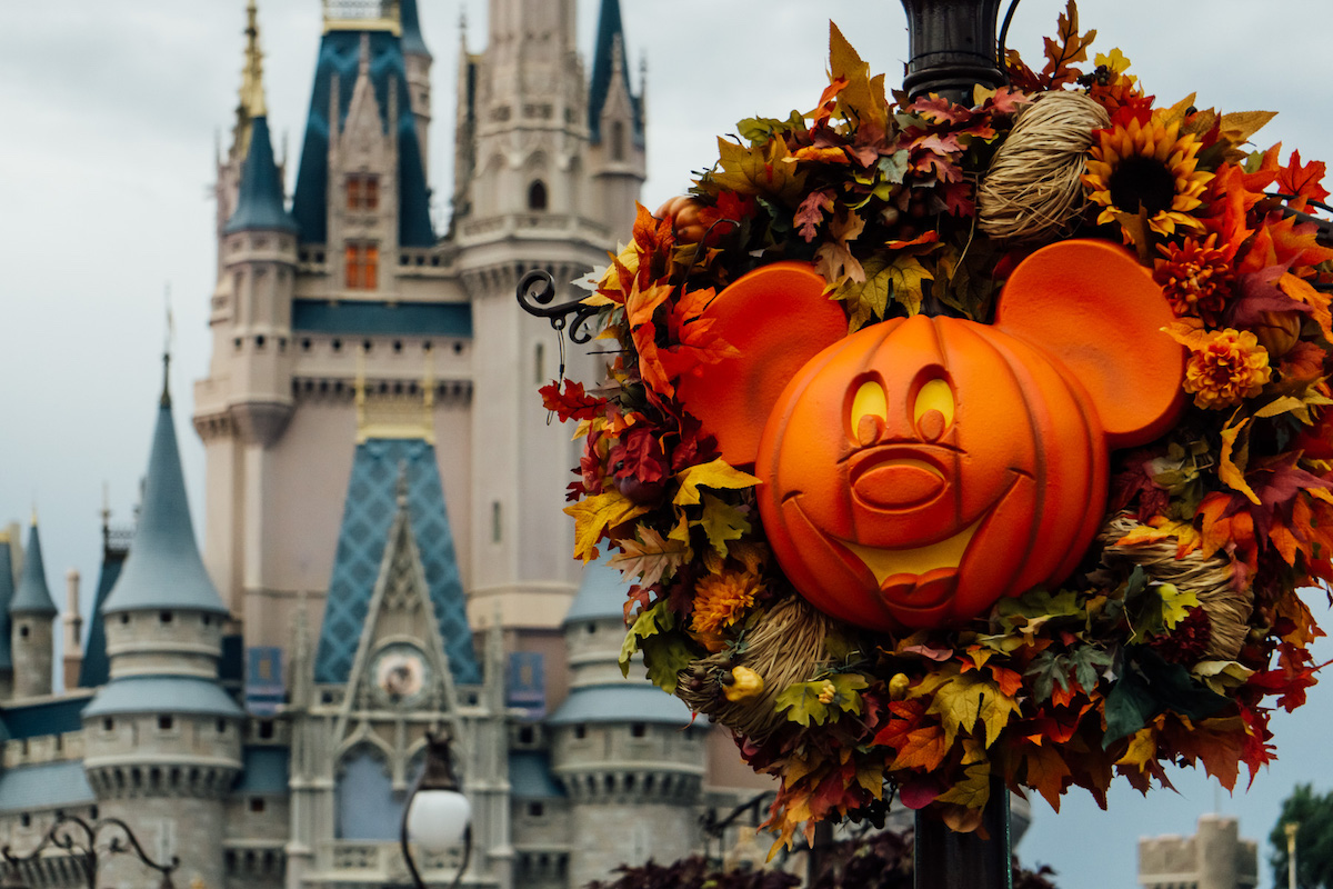 Once Upon a Theme Park: A guide to Mickey's Not-So-Scary Halloween ...
