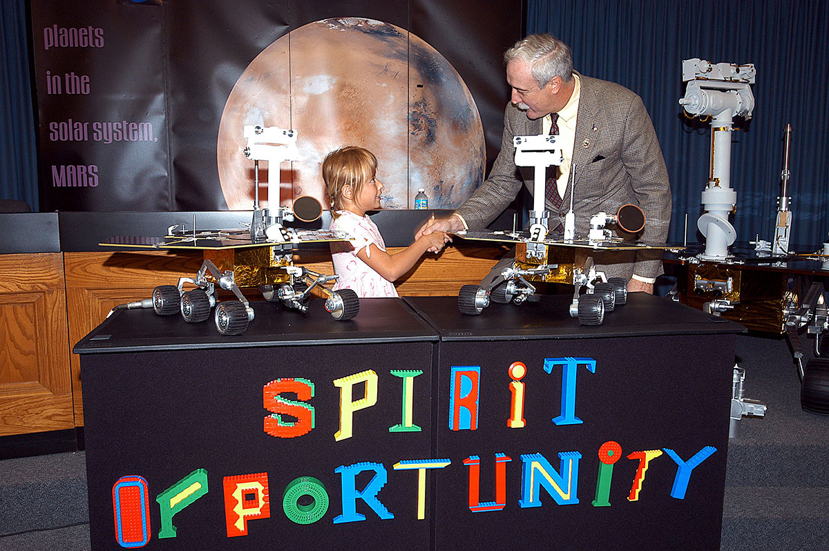 NASA administrator Sean O’Keefe congratulated 9-year-old Sofi Collis