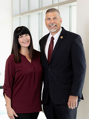 As Florida Tech’s new ‘campus mom and dad,’ Drs. John and Stacy Nicklow are passionate about being accessible to students, faculty and staff. 