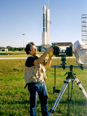Carleton Bailie sets up shop to photograph a Delta launch. 