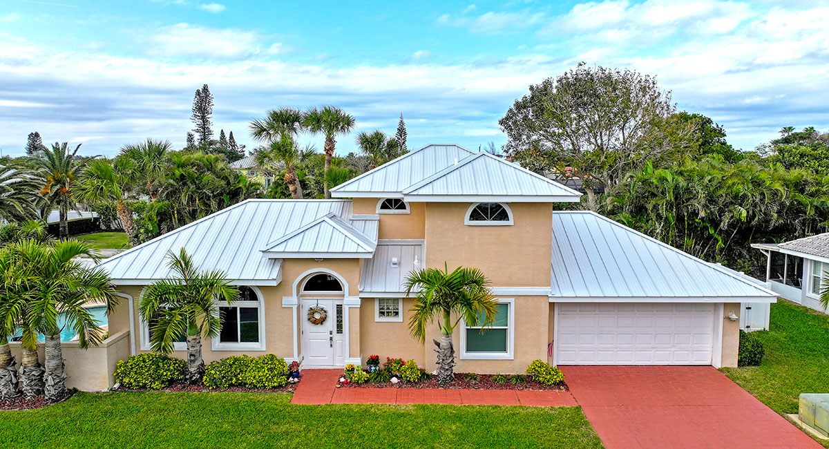 Florida’s Best, Voted by You: Award-Winning Roofs, Family-Owned Values